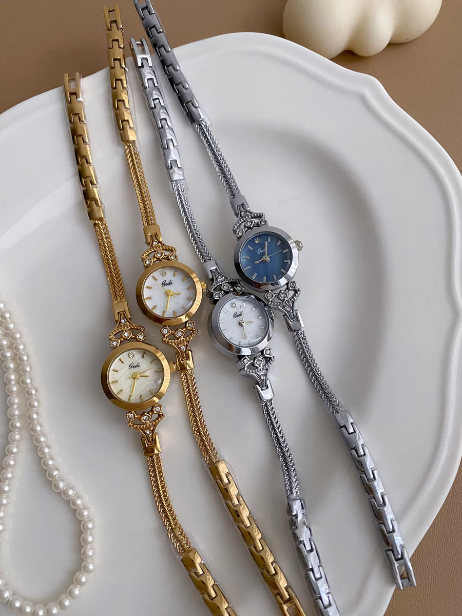 THE CARAT LOOM JEWELRY & HOROLOGY EDIT